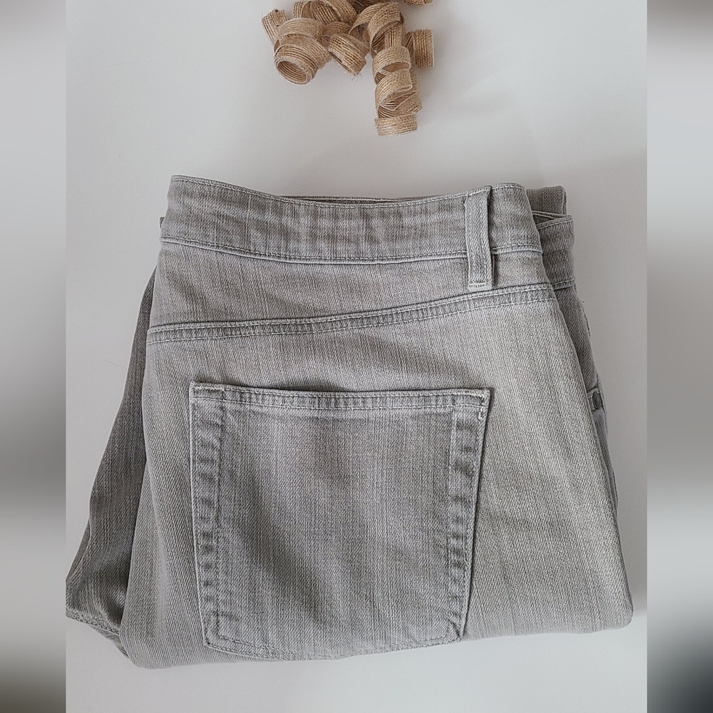 EILEEN FISHER light gray denim jeans‎ womens size 10